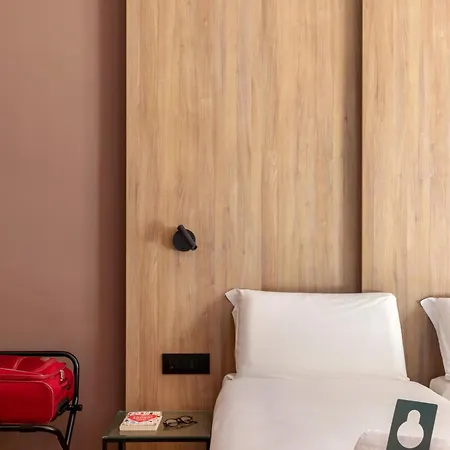 Otel Center 3*